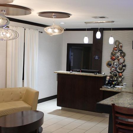 Horizon Inn & Suites Pearsall Eksteriør billede
